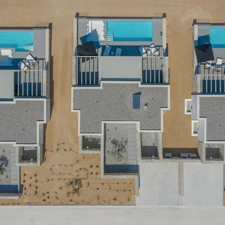 T7 Luxury Paros Hotel *