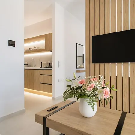 T7 Luxury Parikia (Paros)