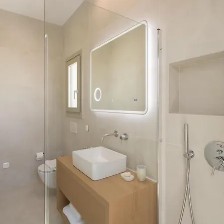 Hotel T7 Luxury Paros