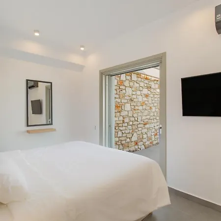 Hotel T7 Luxury Paros