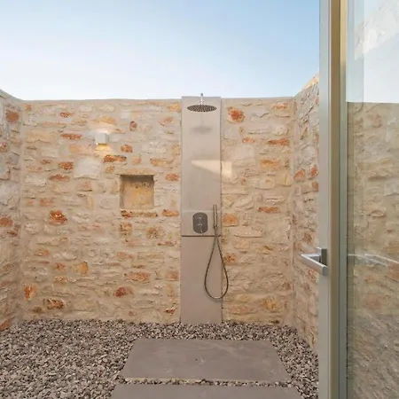 Hotel T7 Luxury Paros