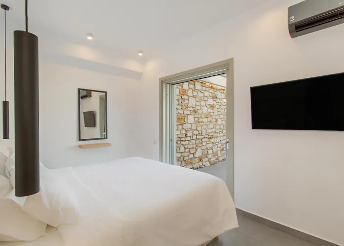 Hotel T7 Luxury Paros